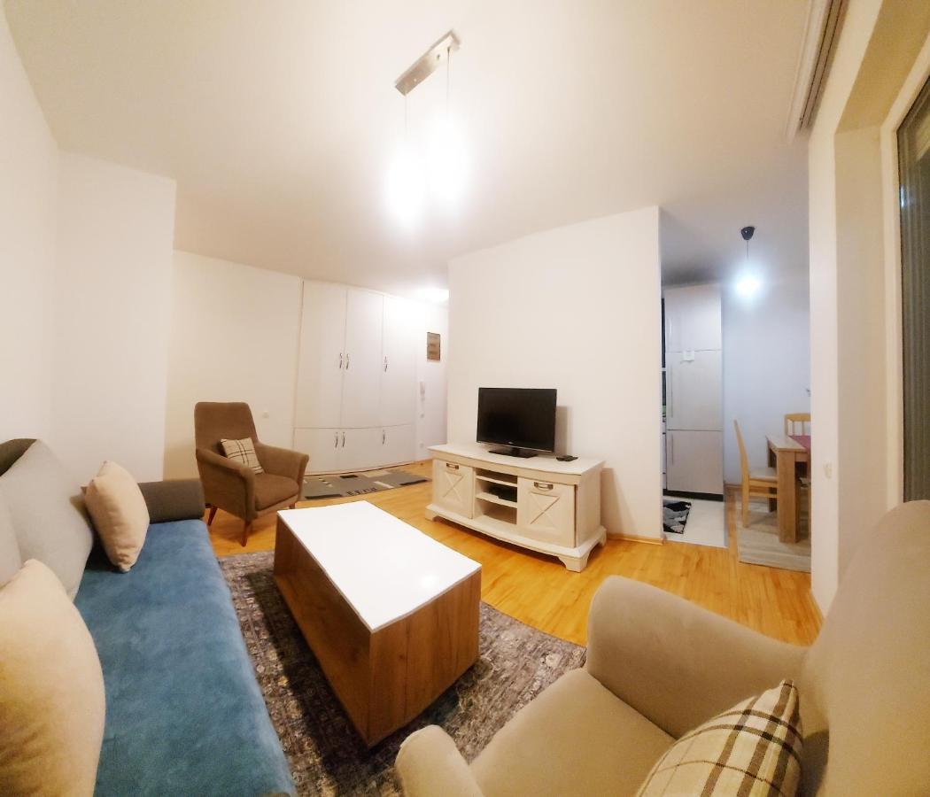Apartment 31 พริสตีนา ภายนอก รูปภาพ