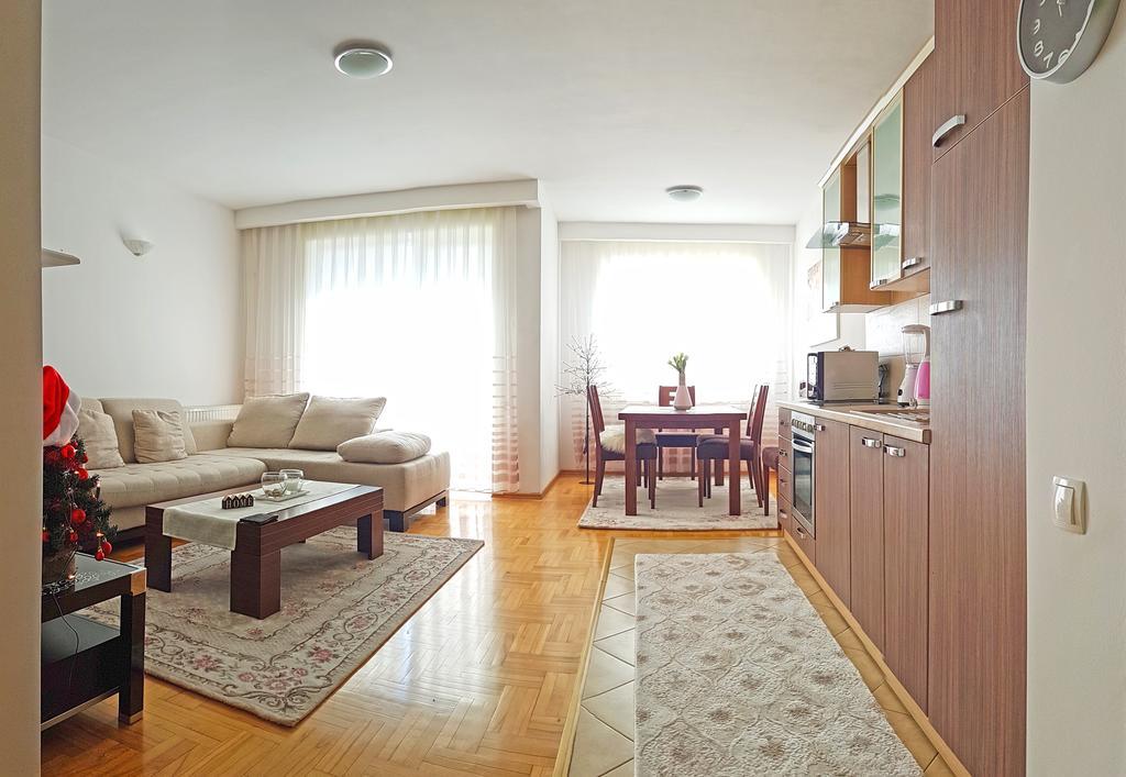 Apartment 31 พริสตีนา ภายนอก รูปภาพ